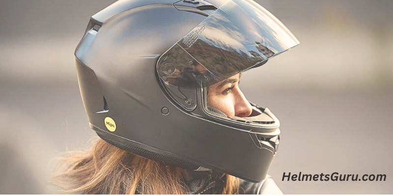 How to stretch a motorcycle helmet